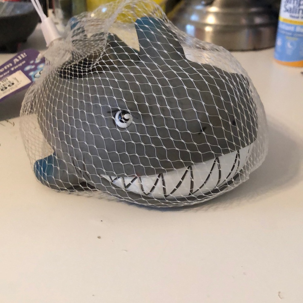 Bath toy